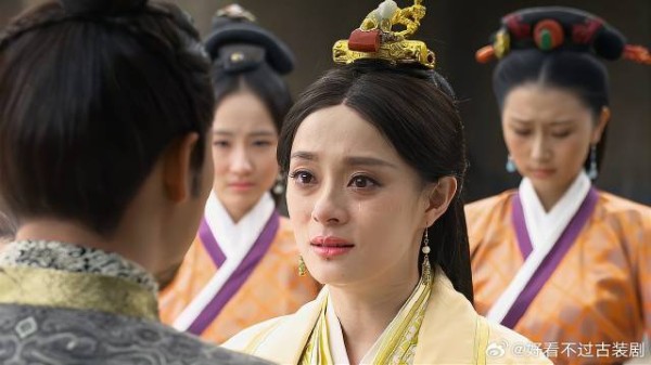 芈月和弟弟相隔多年终于再次相见 俩人想见都哭成了泪人