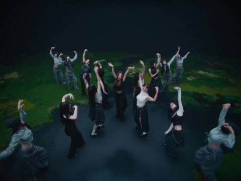 TWICE新单《ENEMY》MV 预告片BREAK释出