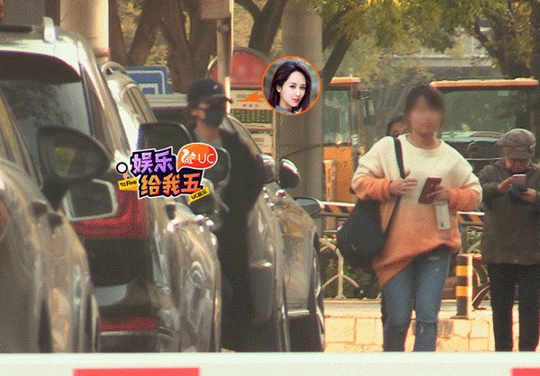 杨紫大方回应整容风波，十年照片对比没有变化