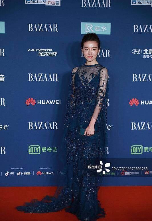 明星慈善之夜，女明星无修图照片曝光，40多岁的林志玲C位出