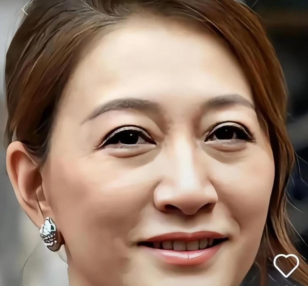 明星无修图真面目？素颜照差距大？谁更真实