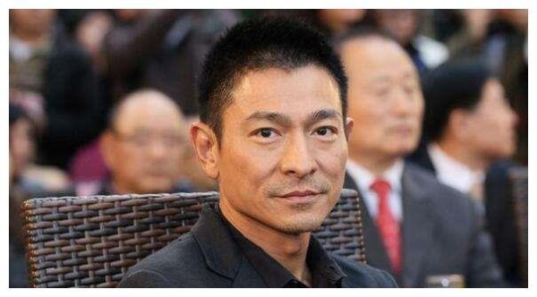 中国演员片酬排行榜，黄渤第5，徐峥第7，“小鲜肉”未能进前十