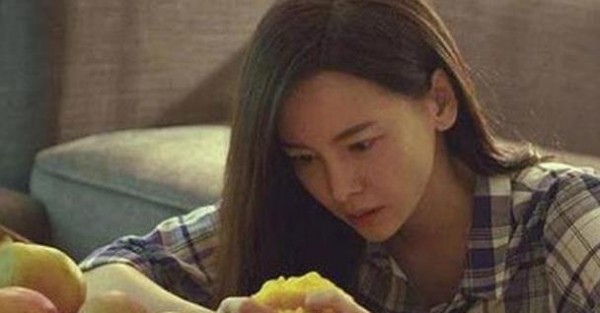 女明星拍戏都是假吃？于文文吃了十斤芒果，杨紫吃到生病