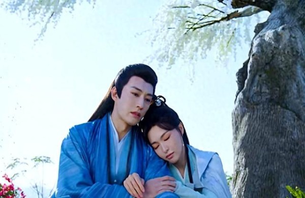 唐嫣假吃引众怒！《念无双》暴露演员通病，观众怒斥：太离谱！