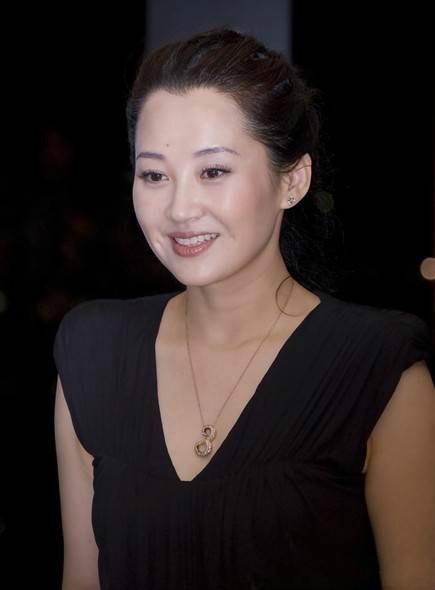 被富豪占尽便宜后，才发现自己上当受骗的5位女星！