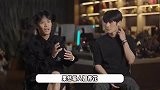 小杨哥一家看薛之谦演唱会,小杨嫂罕露面颜值惊艳,明艳大气像女明星