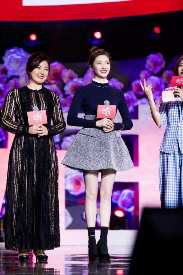 江疏影这组机场照实在太吸睛, 不管哪一个角度来看, 妥妥都是女神
