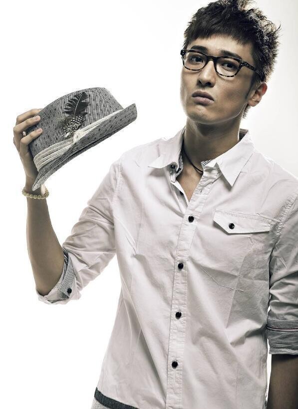 盘点185cm及以上的男星：刘昊然20岁，胡歌35岁，于晓光37岁