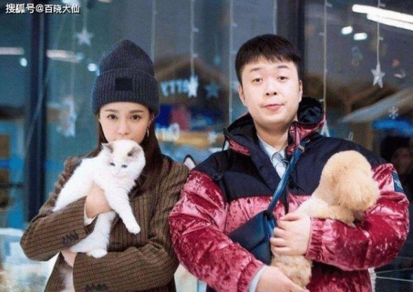 恭喜！又一知名女星突然官宣结婚，网友：娱乐圈终于有一件喜事了