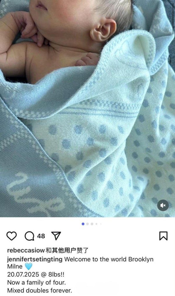 谢婷婷二胎得子，晒一家四口温馨合照，身体恢复迅速堪称最强孕妇