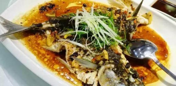剩菜怎么样保存才安全?这样做,保鲜也能锁住营养,太实用了