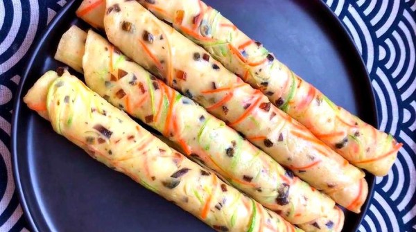 如何快速制作一份美味的早餐？(日常小技巧)