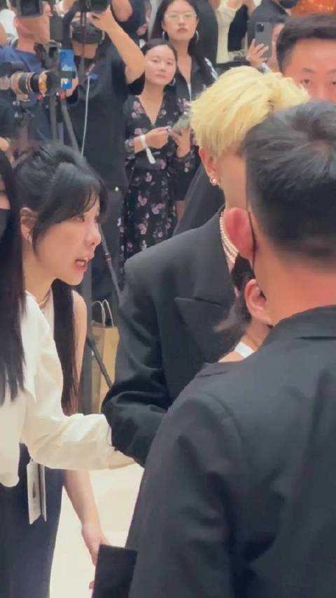任嘉伦公开恋情拒炒人设,婚后事业持续走高
