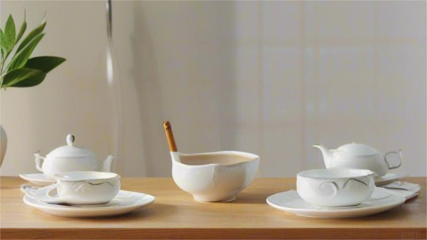 茶叶冲泡与茶道文化：传统茶艺如何融入现代<a target=