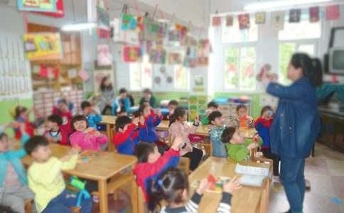 幼儿园中班月工作计划（精选16篇）