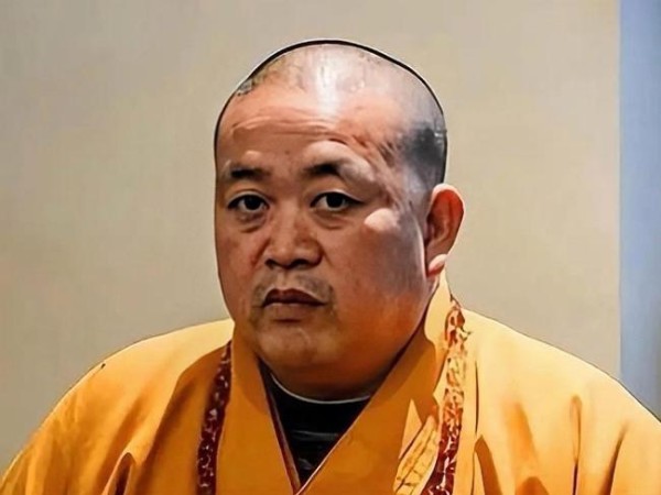 释永信老婆 美女与孩子现身疑云