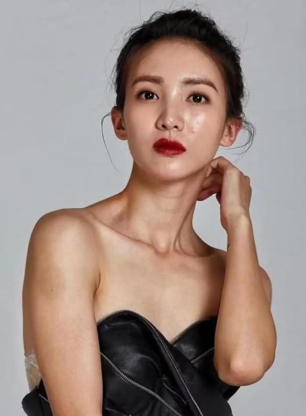 看到金晨的无修生图，才发现原来真实的明星和普通人没两样！