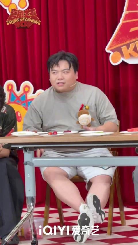 减肥是为了什么?@刘仁铖真不错 :他要去相亲~ 桃桃奇见店