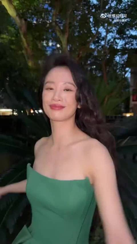李梦回应于正坦言想参加浪姐，期待明年乘风破浪