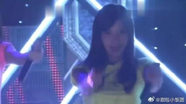 无美颜无滤镜无完美打光的时期，靠脸扛住一切的19岁小允，GEE，入坑直拍