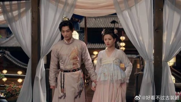 《七时吉祥》 陆长空深情告白，求婚模版一播放，祥云还不手到擒来