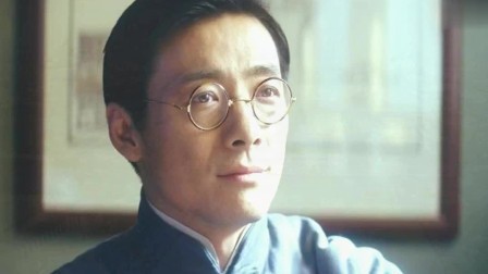 励志电影:老师的一句话传递并激励了四个时代的学生