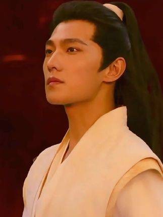 “韩立:厉飞雨,你的名声震动乾坤!行侠仗义厉飞雨,普度众生韩天尊!”
