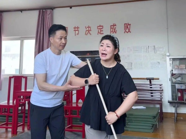 锡剧《草命天子》紧张排练，备战中国戏曲像音像工程，录制进行中