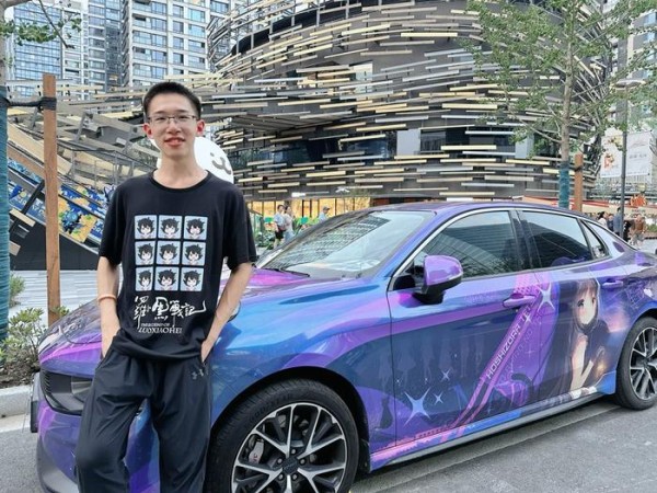  鲨鱼和他的“痛车”