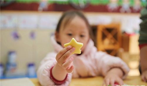 徐州第一实验幼儿园：烘焙饼干乐趣多