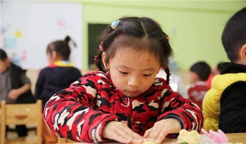 徐州第一实验幼儿园：烘焙饼干乐趣多