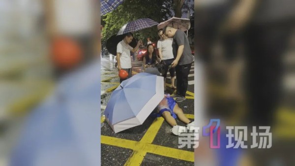 女子当街昏厥，“呼吸和心跳都没了”！幸好有他们……