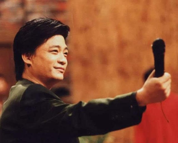 崔永元微博为什么被封禁而不封冯小刚的？他究竟做错了什么？