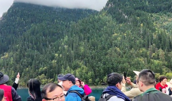 三次意外事故，令人啼笑皆非，九寨沟旅行的独特风景