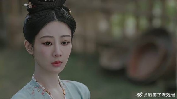 蒋长扬表面若无其事 实则内心痛苦，何淮芳不由心疼他