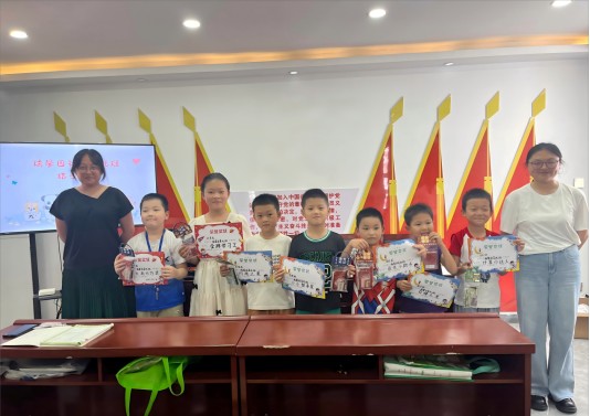 【一年四季·泉在济南·童乐缤纷暑期】济南市莱芜区凤城街道瑞馨园社区：缤纷课程结硕果 感恩成长再启程