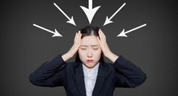 生活压力这么大，成年人如何进行心理调适和情感表达？