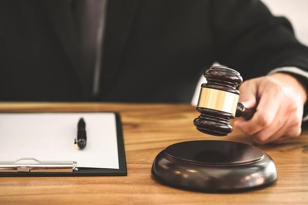 女人离婚后最忌什么：情感调适与自我成长 图1