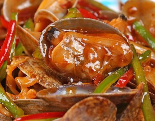 品味几款令人垂涎三尺的美食照片，客人吃后点头称赞