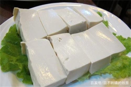 宠物饲养知识狗吃什么可以长骨架，狗吃什么骨架大