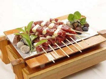 鸵鸟肉是南非是一大特色