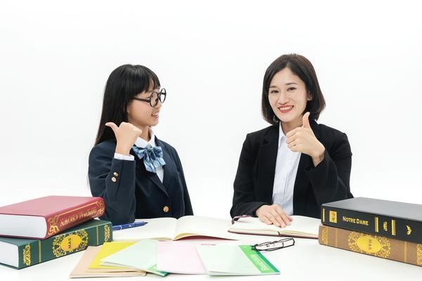 《薪酬福利专员自我提升指南：从学习到实践的全面攻略》图1