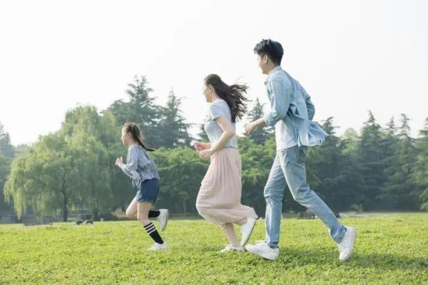 幽默感很重要，如何培养孩子的幽默感？