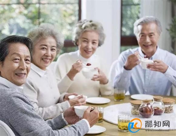 如何帮助老年人保持健康的<a target=