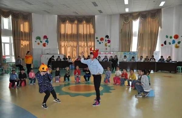 幼儿园小班语言教案《快乐的旅行》含反思