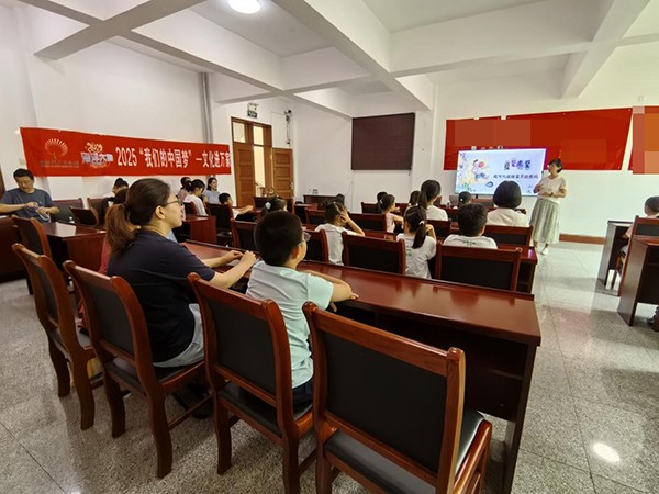 青岛市即墨区即发阳光城社区开展“我们的中国梦”——文化进万家“夏满芒夏暑相连”节气亲子活动