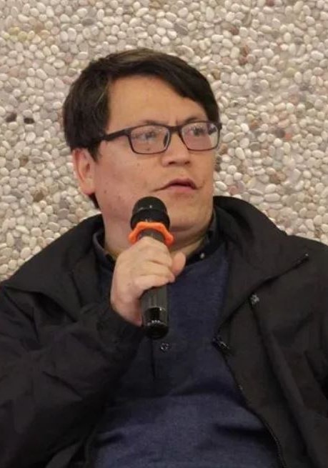应奇