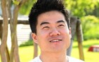 罗永浩曝董宇辉独立后年收入二三十亿，与辉同行回应
