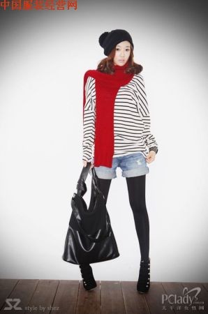 秋季服装搭配——帽子，围巾颜色配