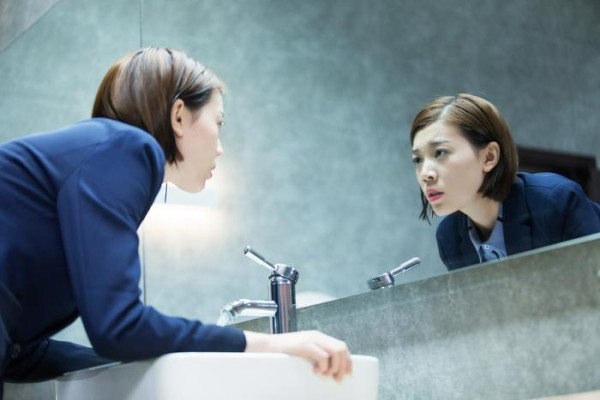 《独家头条·初露锋芒》：聚焦娱乐媒体人，揭开娱乐圈真相